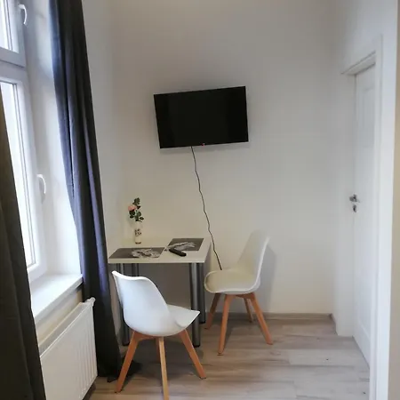 Przy Gimnazjalnej *