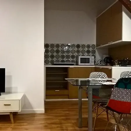 Przy Gimnazjalnej * Μπίντγκοστς